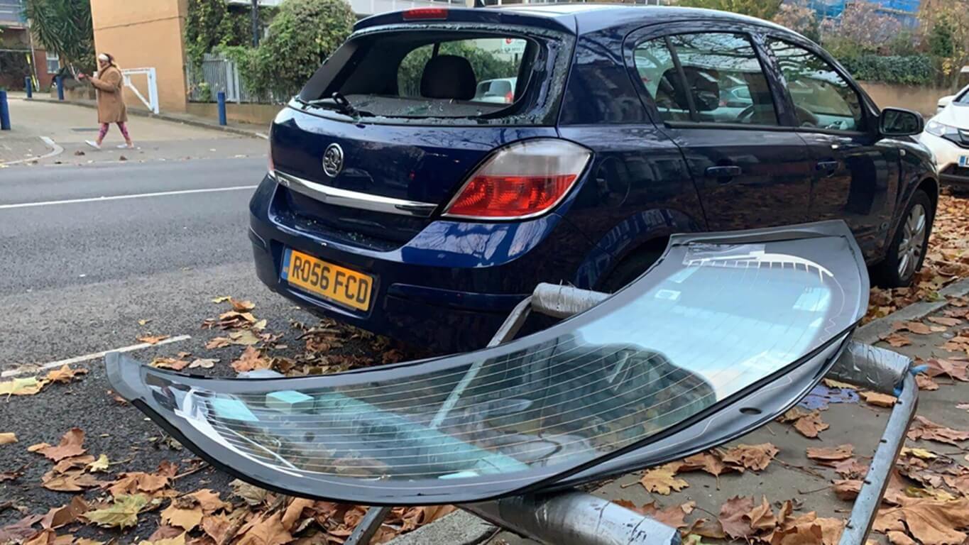 Rear Glass Replacement Services Slough