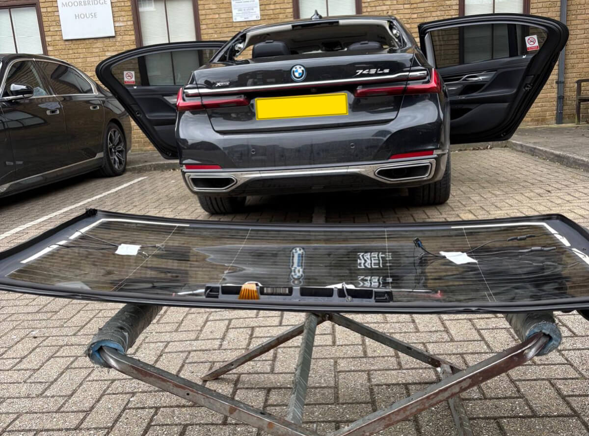 Rear Windscreen Replacement Cost Explained