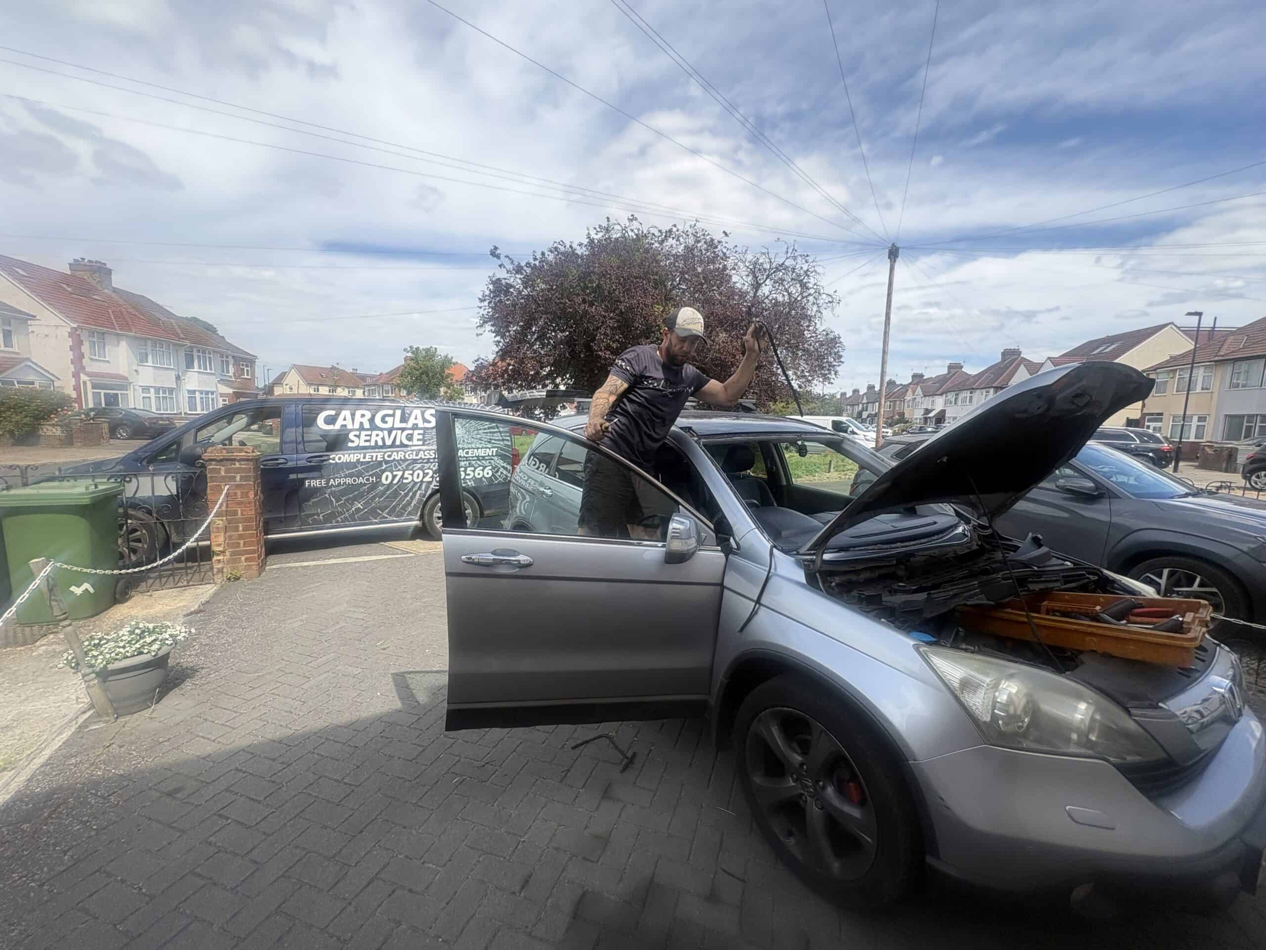 Car Glass Service That Gets You Moving Fast
