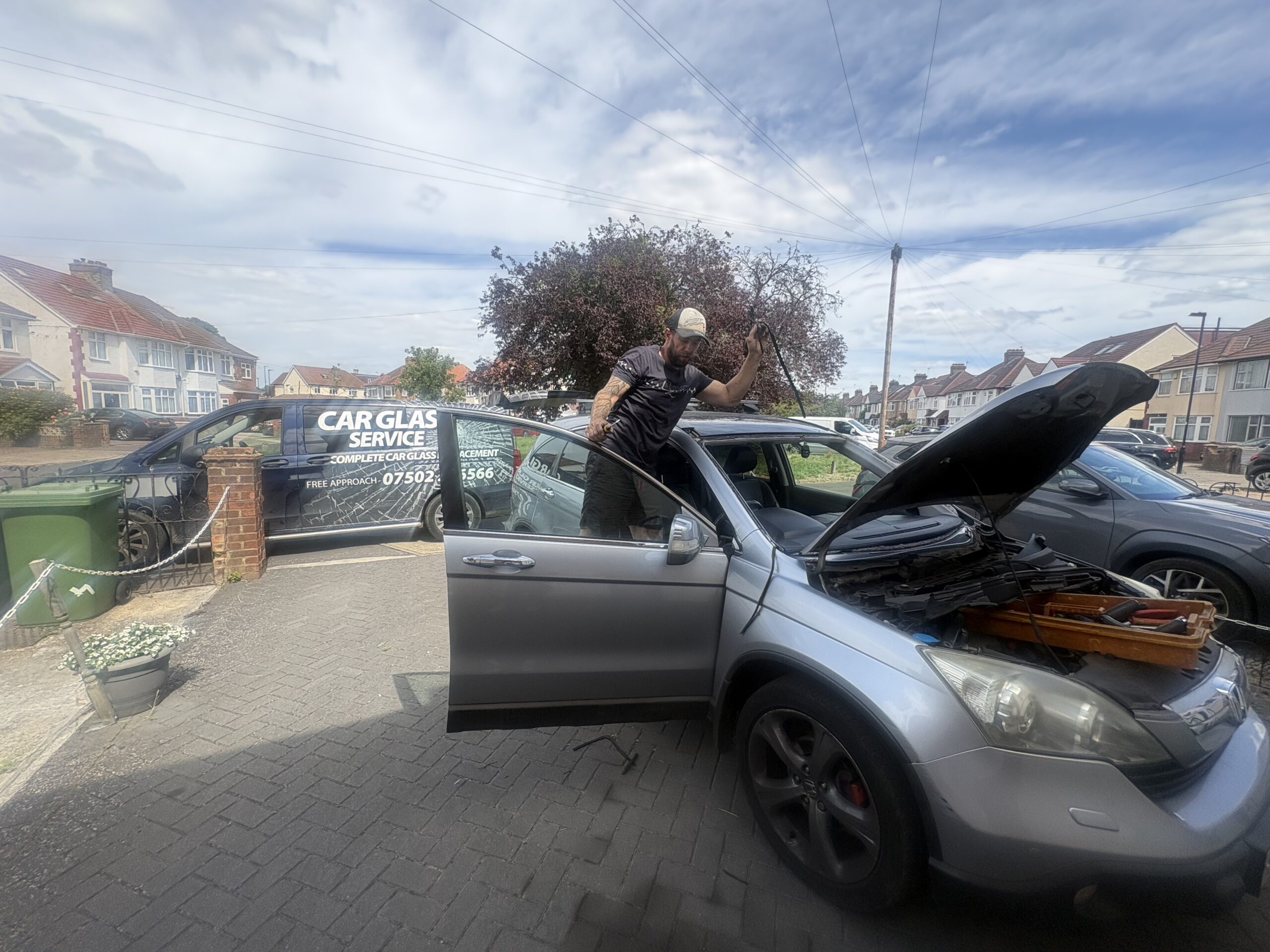 Windscreen Replacement West London Explained