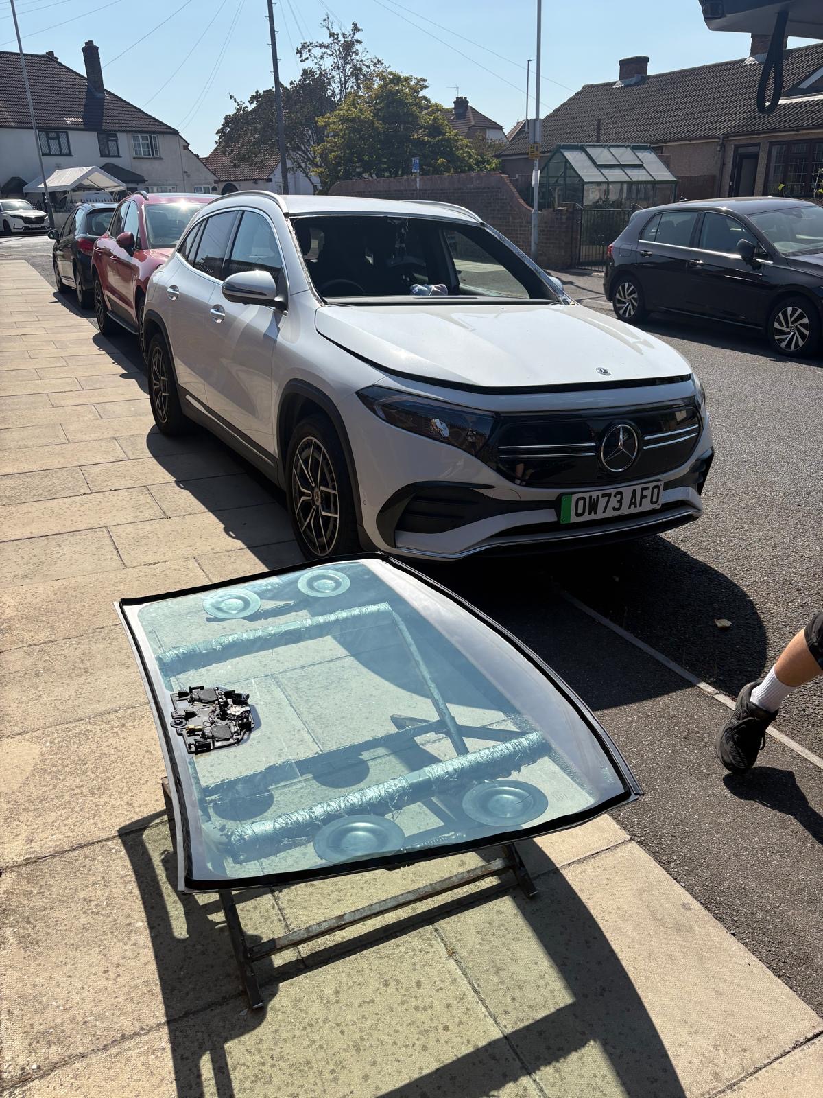 How to Book Mobile Windscreen Replacement